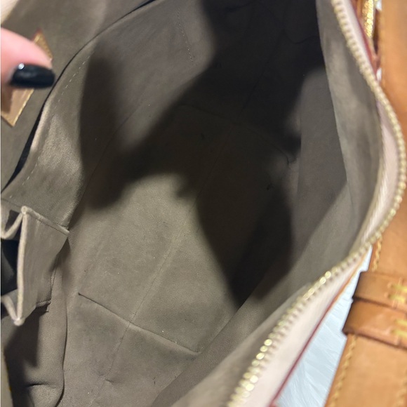 Louis Vuitton Multicolor Monogram Greta shoulder bag - Picture 9 of 14